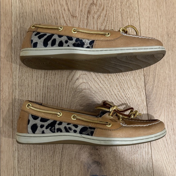 Sperrt Topsiders Tan leather boat shoes w leopard/animal print Sz 7.5 - Picture 3 of 9